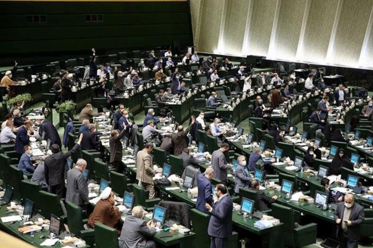 مجوز مجلس برای احداث نیروگاه اتمی تولید برق