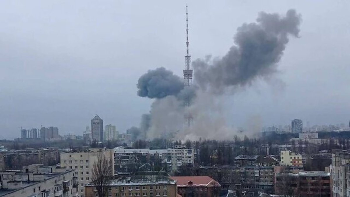 فیلم| روسیه مسئول حمله به برج تلویزیونی در کی‌یف