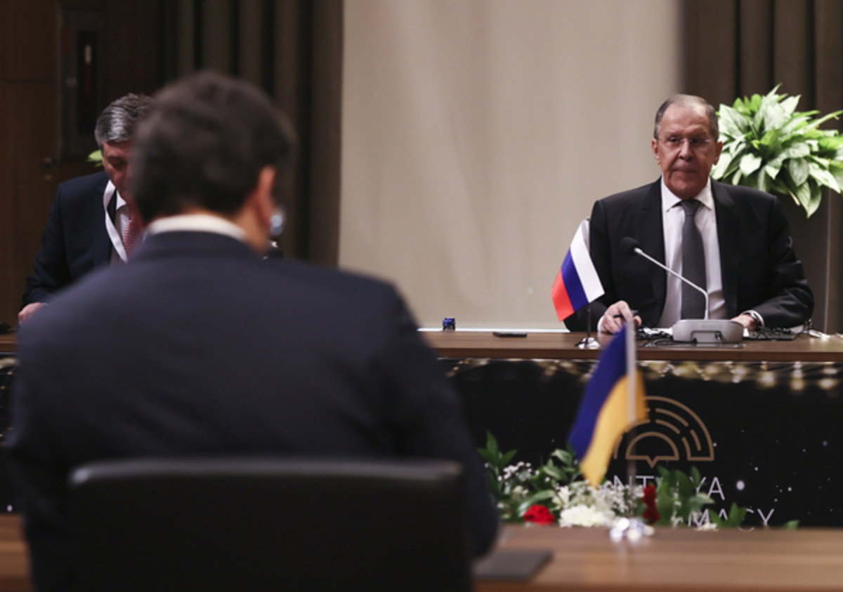 وزیر خارجه روسیه: به اوکراین حمله نکرده‌ایم!/ مناقشه با اوکراین شاید سال‌ها طول بکشد