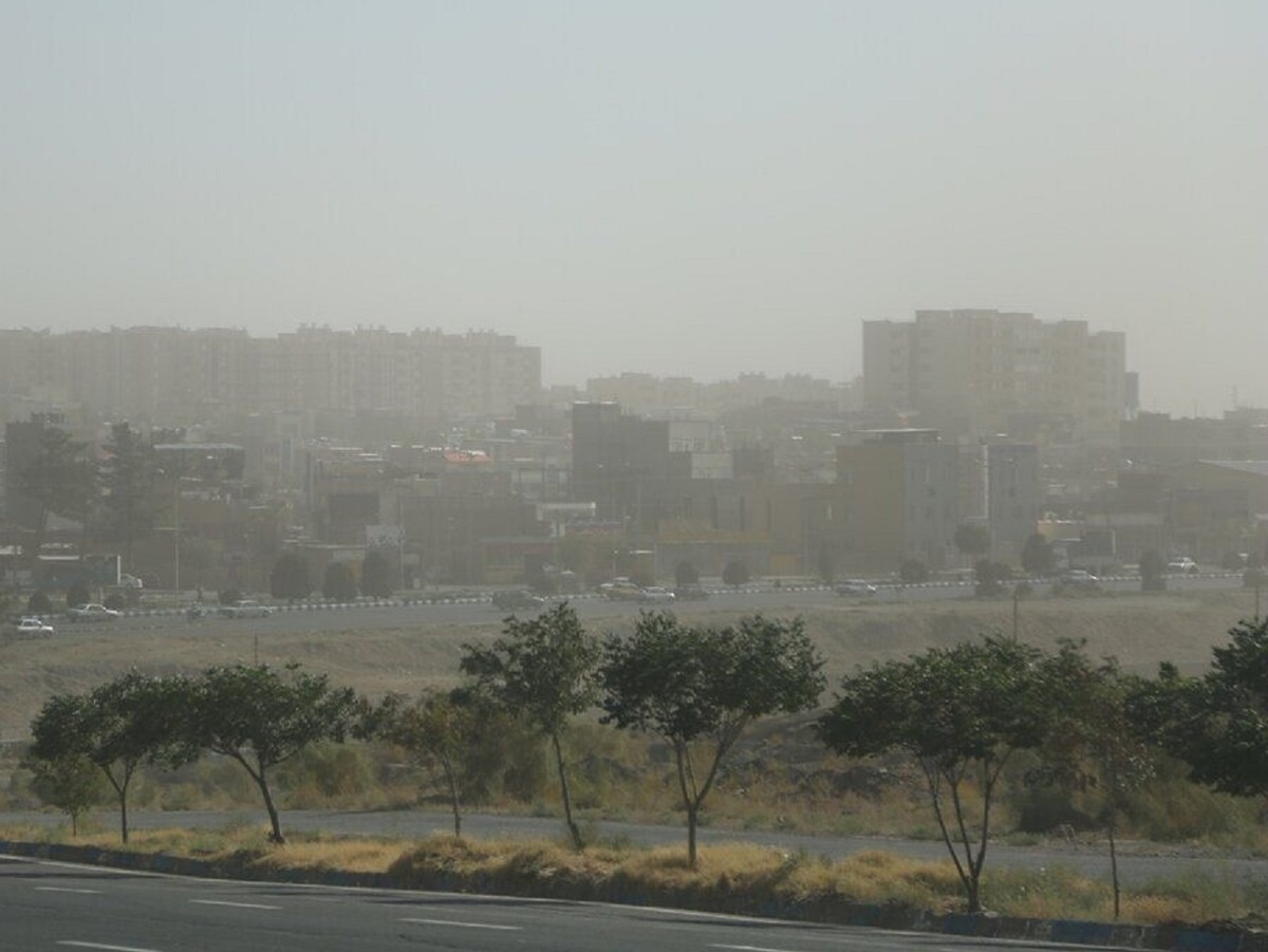 سرعت وزش باد در مهاباد به ۸۶ کیلومتر در ساعت رسید