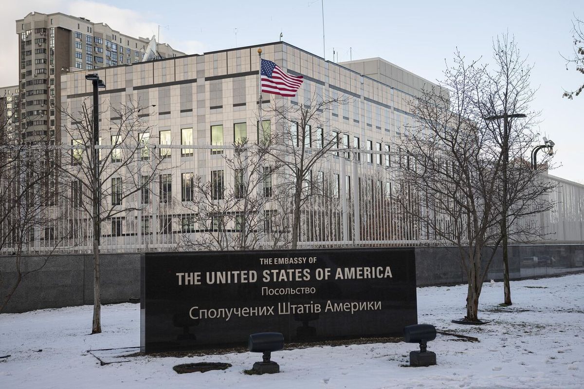 دستور خروج تمام دیپلمات‌های آمریکا از اوکراین