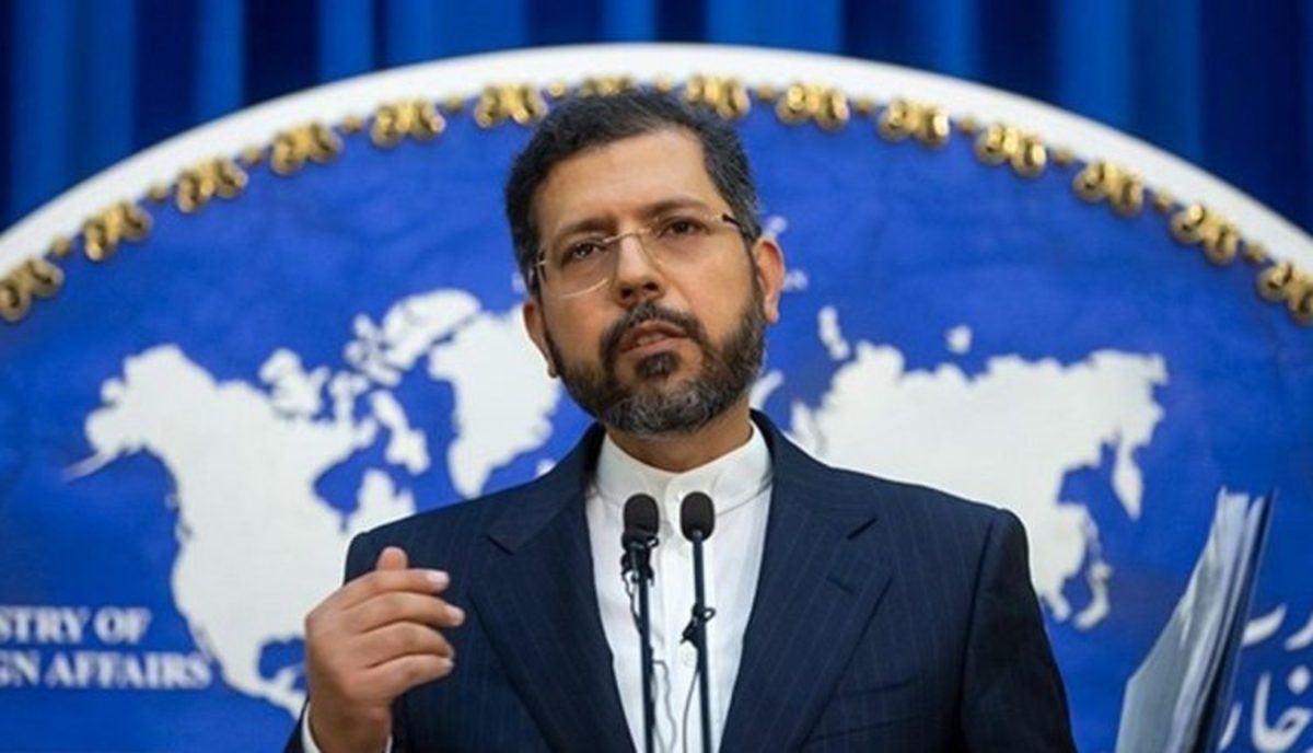 وزارت خارجه: در تلاشیم با چند پرواز اختصاصی ایرانیان را از اوکراین خارج کنیم