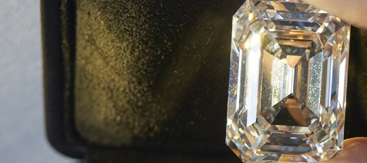 عکس| حراج بزرگترین الماس روسی