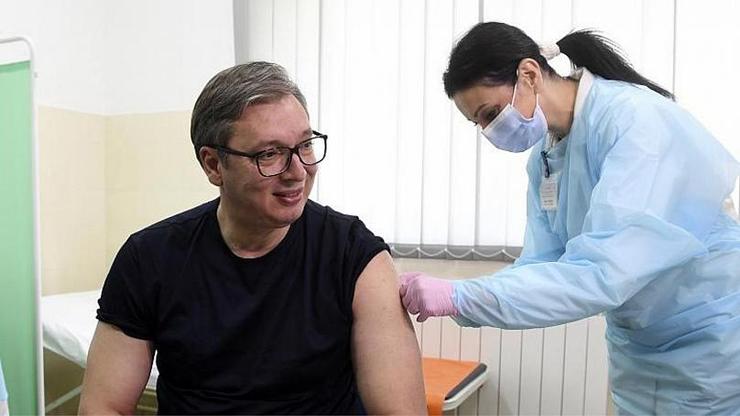 در صربستان و آمریکا واکسن بزنید و جایزه بگیرید