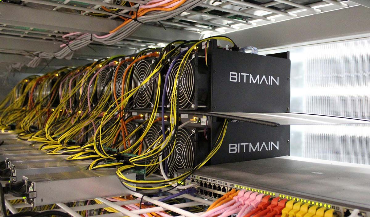 آیا استخراج بیت کوین قانونی است؟ آیا استخراج بیت کوین قانونی است؟