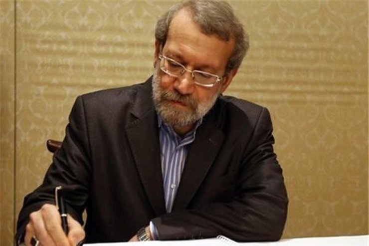 گفت‌وگوی لاریجانی با مراجع تقلید قبل از ثبت‌نام در انتخابات