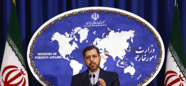 هیات مذاکره‌کننده ایرانی به وین رفت/ خطیب‌زاده: تحریم‌ها باید یک‌جا برداشته شود/توضیح درباره فایل صوتی ظریف