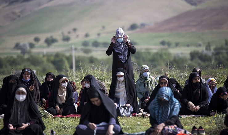 تصاویر| نماز به امید باران در سنندج