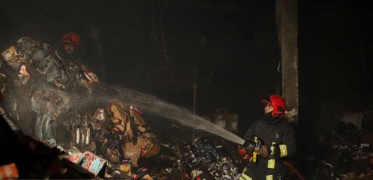 تصاویر| آتش‌سوزی در بازار مصلی مشهد