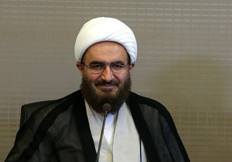 رئیس شورای سیاستگذاری ائمه جمعه: مردم منتظر پایان دولت روحانی هستند