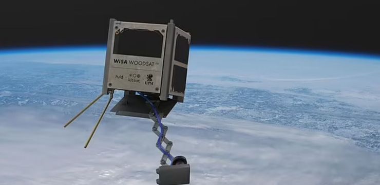 نخستین ماهواره چوبی جهان امسال به مدار زمین می‌رود