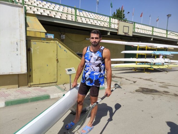 علی آقامیرزایی در قایقرانی المپیکی شد