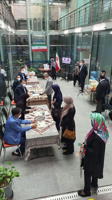 آغاز رایگیری انتخابات ریاست جمهوری ایران در کره جنوبی آغاز رایگیری انتخابات ریاست جمهوری ایران در کره جنوبی
