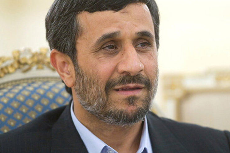 احمدی نژاد حتی در کلاب هاوس هم پاسخگوی عملکردش نیست