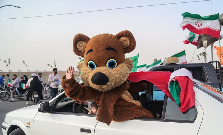 تصاویر| جشن خودرویی حامیان رئیسی در قم