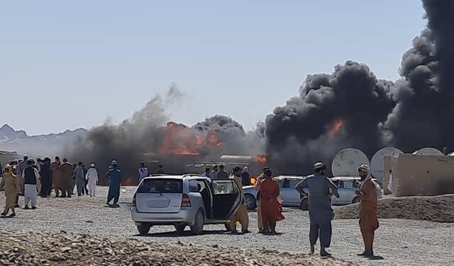 جزئیات آتش‌سوزی در گمرک مرزی ایران و افغانستان + عکس