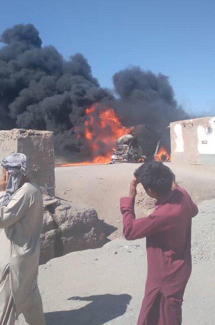 جزئیات آتش‌سوزی در گمرک مرزی ایران و افغانستان + عکس