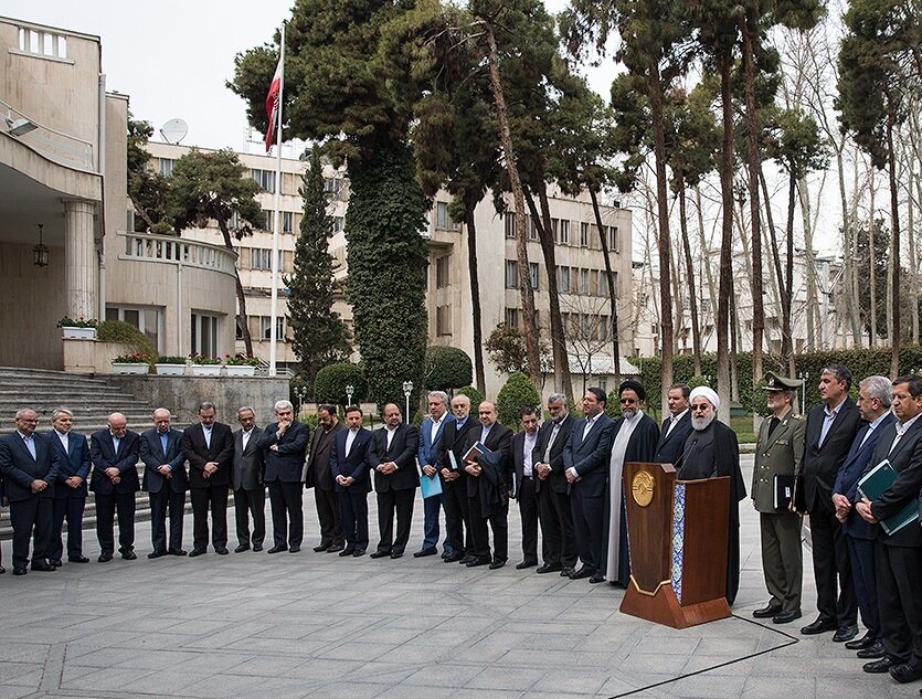 غوغای هشتگ #روحانی متشکریم در توئیتر /دولت بهترین نبود اما بی انصافی نکنیم غوغای هشتگ #روحانی متشکریم در توئیتر /دولت بهترین نبود اما بی انصافی نکنیم