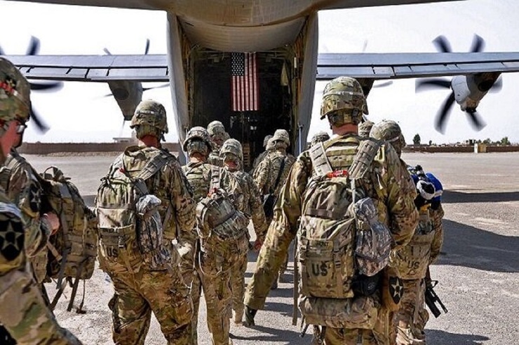 نظامیان آمریکایی به طور کامل از پایگاه بگرام خارج شدند