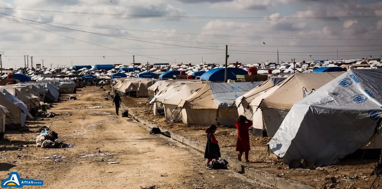 گزارشی از اردوگاه زنان داعشی؛ ازدواج آنلاین و پرداخت رشوه برای رهایی از زندان! گزارشی از اردوگاه زنان داعشی؛ ازدواج آنلاین و پرداخت رشوه برای رهایی از زندان!