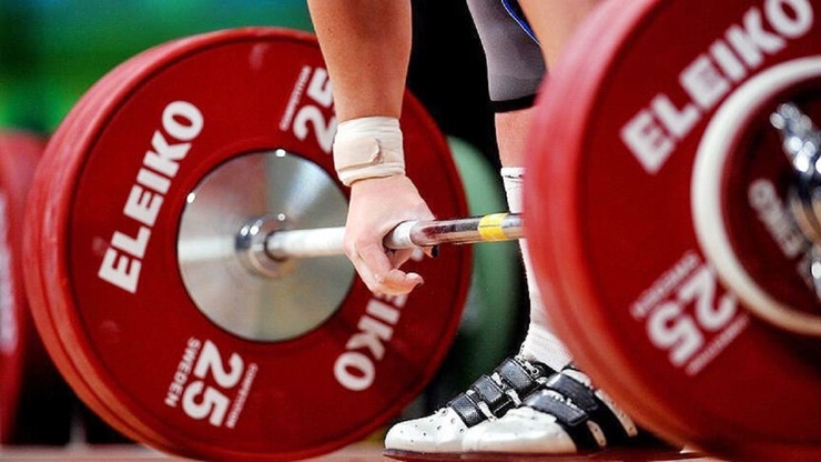 هشدار دوباره IOC به فدراسیون جهانی وزنه‌برداری/خطر همچنان در کمین است