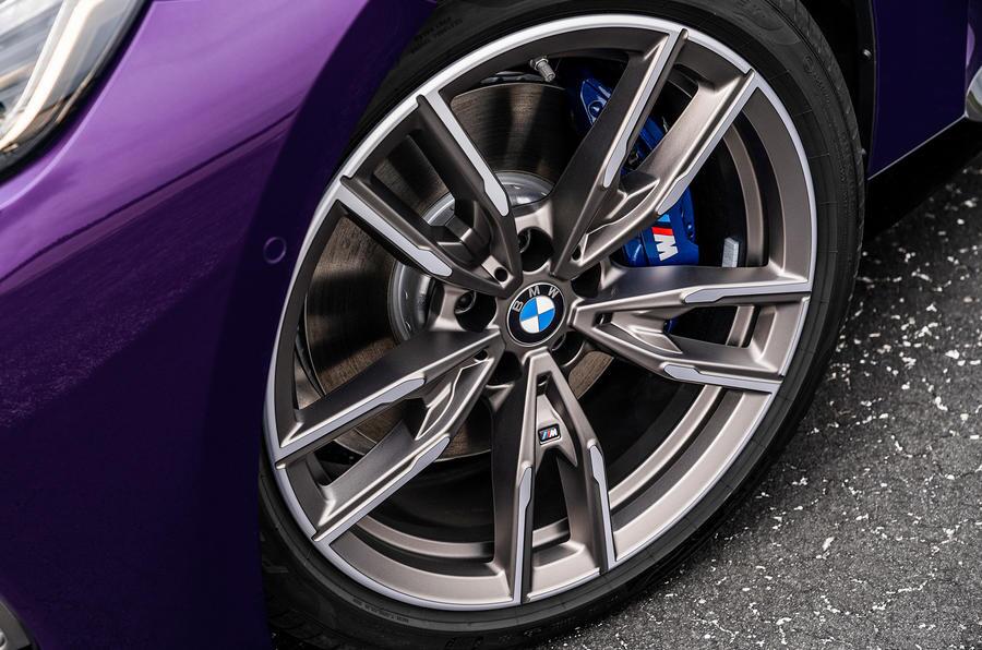 مشخصات خودروی جدید سری ۲ BMW+تصاویر مشخصات خودروی جدید سری ۲ BMW+تصاویر