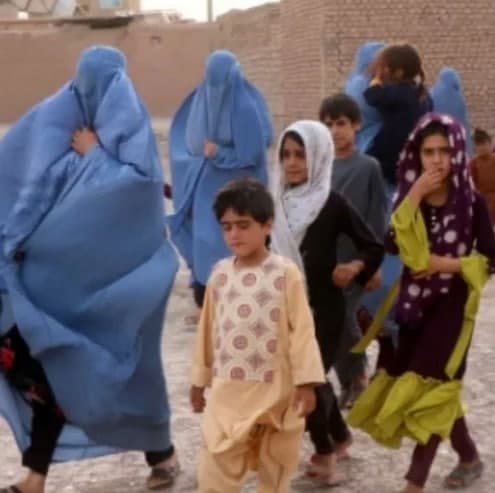 پدران افغان نگران دستدرازی طالبان به دخترانشان پدران افغان نگران دستدرازی طالبان به دخترانشان