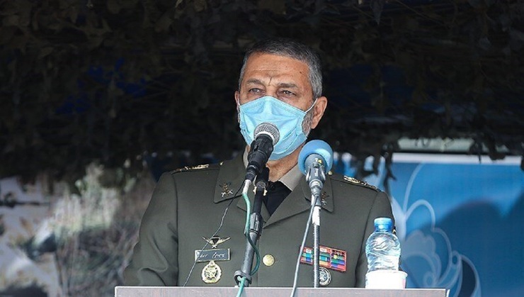 فرمانده ارتش: اتفاقات افغانستان هیچ‌ تهدیدی برای ایران ندارد