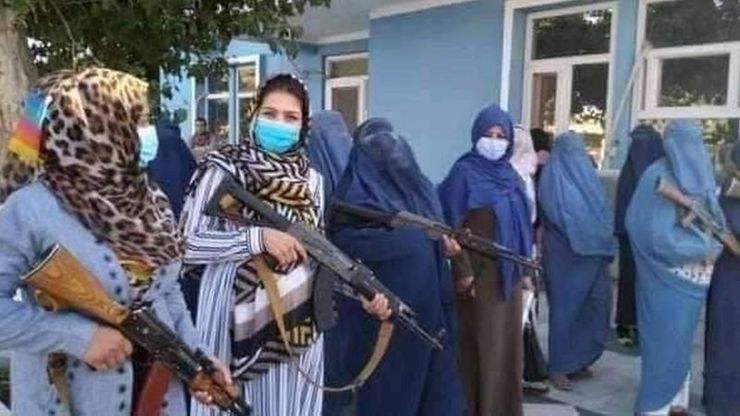 خیزش مردمی علیه طالبان/ زنان افغان سلاح برداشتند