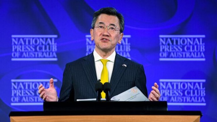 سفیر ژاپن در استرالیا: توکیو هر روز با چین دست و پنجه‌ نرم می‌کند