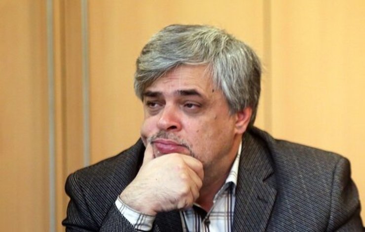 آقای جهانپور! در انتخابات ۱۴۰۴ کاندیدای سوپر پوششی شوید و به هر کسی خواستید بگویید پفیوز