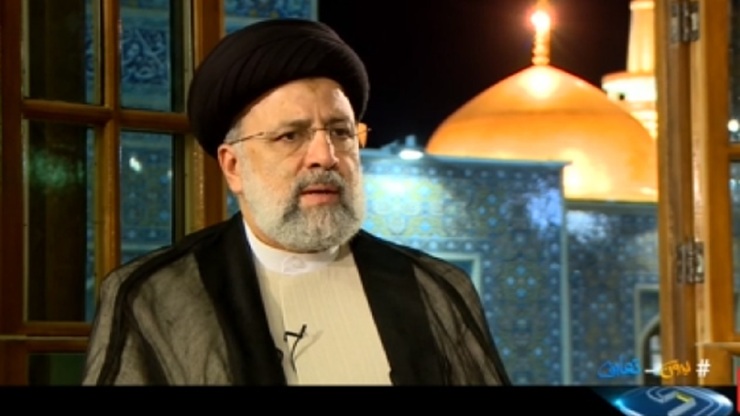 رئیسی در بدون تعارف: باید با درد مردم آشنا شویم و در کنار آن‌ها باشیم/ گمانه‌زنی‌ها درباره کابینه جدید دقیق نیست/ اجازه نمی‌دهیم روابط ناسالم ادامه پیداکند