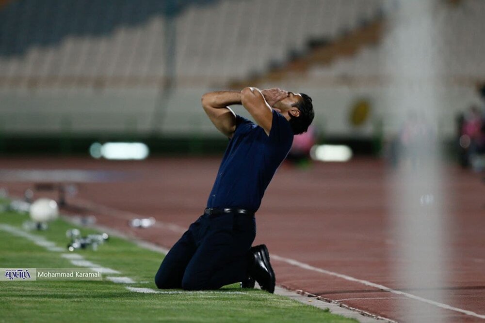 خوشحالی فرهاد مجیدی در تنهایی آزادی/عکس