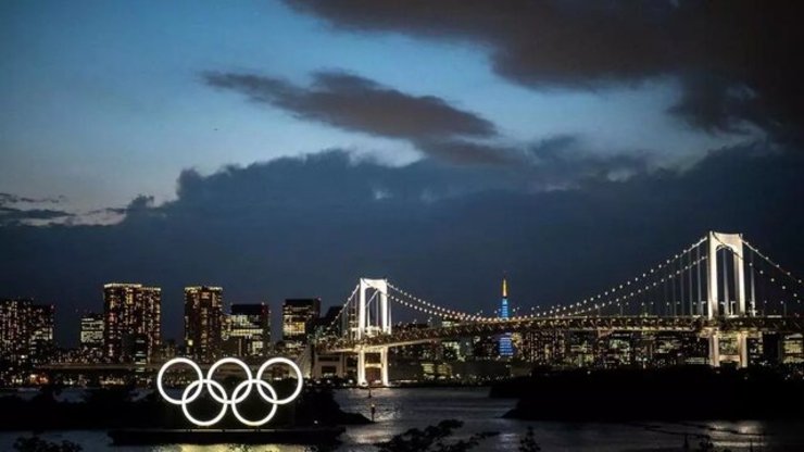 حاشیه مراسم رونمایی از سرود کاروان المپیک/طوفان همه‌ چیز را خراب کرد