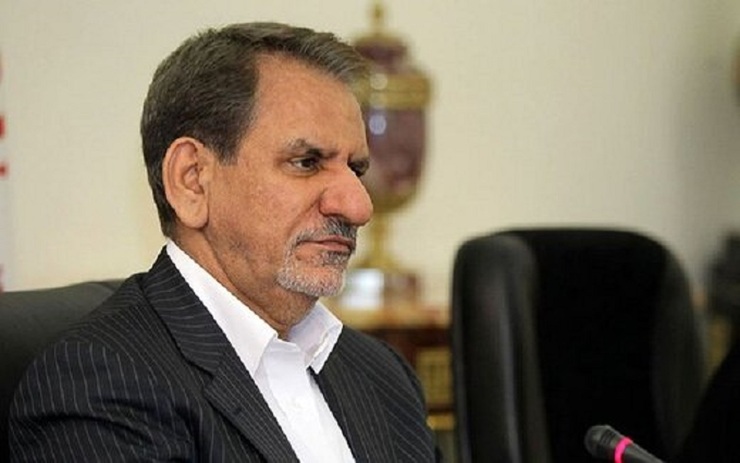 کنایه جهانگیری به نوار پخش کردن احمدی نژاد علیه لاریجانی و برادرش /روحانی گنجینه اسرار است