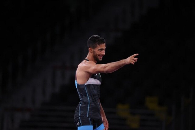 برادر کوچکتر شگفتی‌ساز کشتی فرنگی ایران شد/ محمدرضا گرایی به فینال المپیک رسید