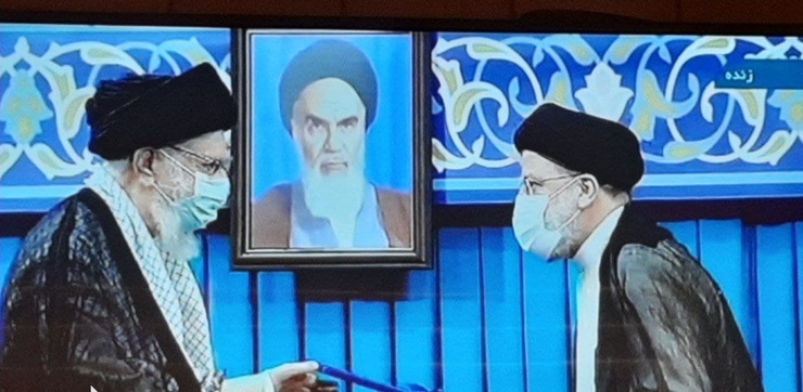 آنچه در مراسم تنفیذ روسای جمهور ایران گذشته است