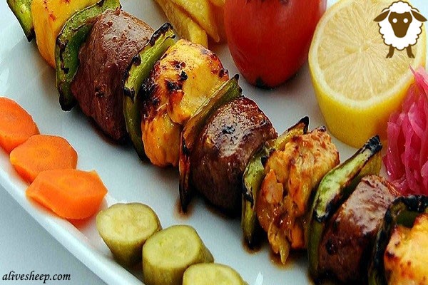 کدام قسمت از گوشت گوسفند برای تهیه کباب مناسب است؟ کدام قسمت از گوشت گوسفند برای تهیه کباب مناسب است؟