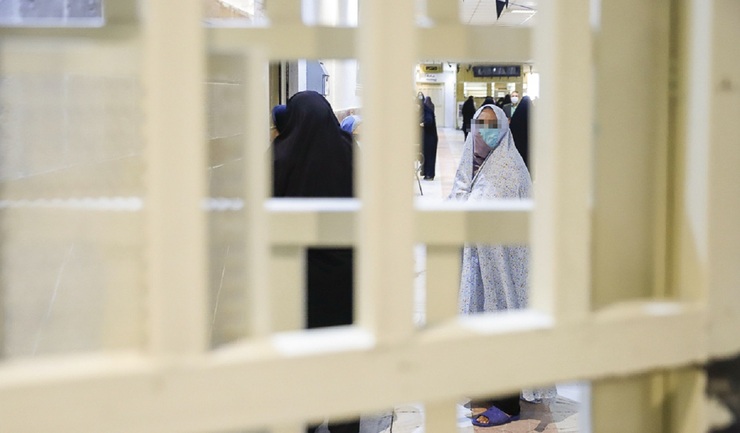 تصاویر| بازدید دادستان تهران و قضات دادسرا از زندان زنان