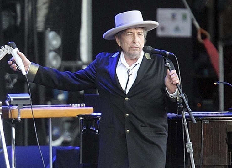 «باب دیلن» متهم به تجاوز شد