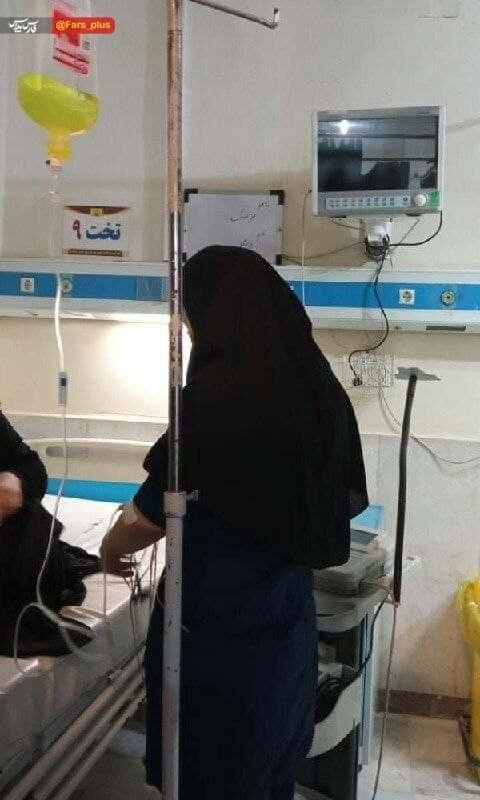 تصویری تکان‌دهنده از یک پرستار در خوزستان
