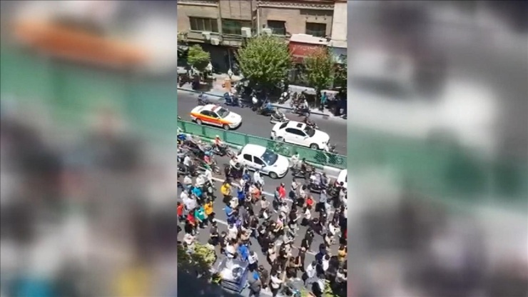 توضیح استاندار تهران درباره تجمع امروز تهران: در حال شناسایی هستند