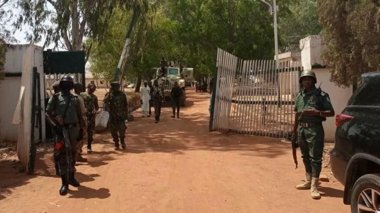 افراد مسلح بیش از ۱۰۰ دانش‌آموز را در نیجریه ربودند