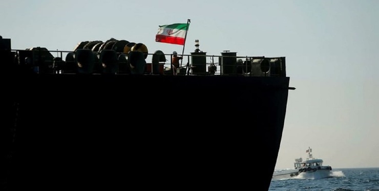کشتی ایرانی حامل سوخت وارد آب‌های سوریه شد