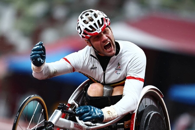 عکس | ویلچر خرابی که یک دونده پارالمپیکی را رکورددار جهان کرد
