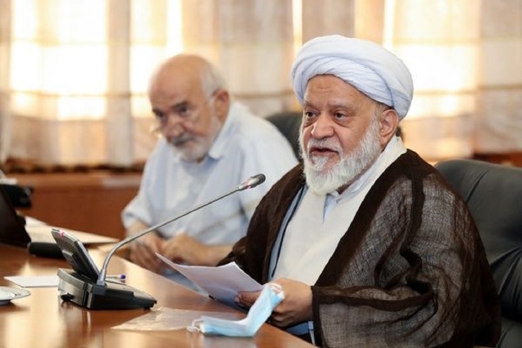 محسن رضایی جایگاه دبیری مجمع تشخیص را ترک نمی‌کند