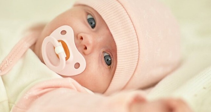 تاثیر فعالیت فیزیکی مادر بر عملکرد ریه نوزاد