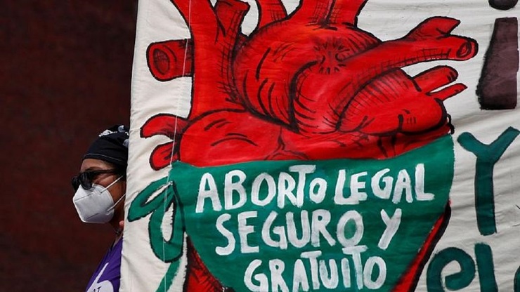دیوان عالی مکزیک از سقط جنین جرم‌زدایی کرد