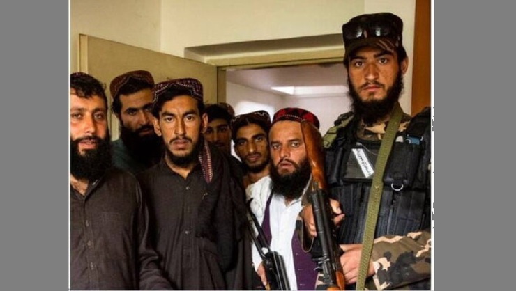 عکس| طالبان، سفارت نروژ را اشغال کرد
