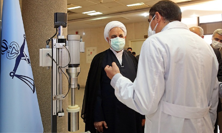 تصاویر| بازدید اژه‌ای از آزمایشگاه پزشکی قانونی تهران